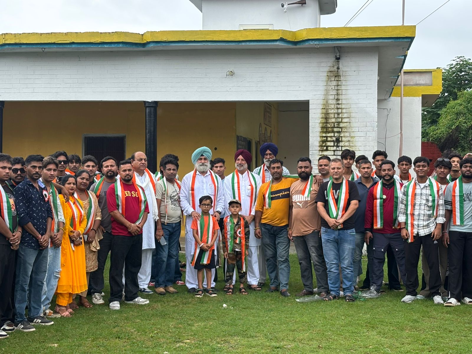 Tiranga Yatra led by social workers in Talwara, message to stay away from drugs.
